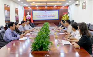 https://tktkdclgd.blu.edu.vn/wp-content/uploads/sites/22/2019/12/Doan-cong-tac-DHBL-300x183.png